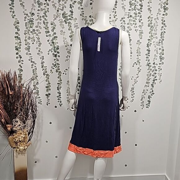 La Made V Neck Midi Summer Dress - Picture 6 of 7